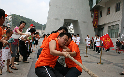 參加農民工運動(dòng)會(huì )